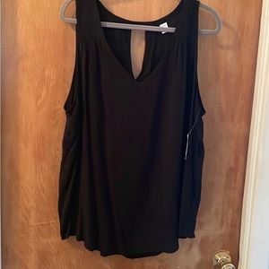 Old Navy black tank top Blouse Tunic V-neck Sleeveless Keyhole Back